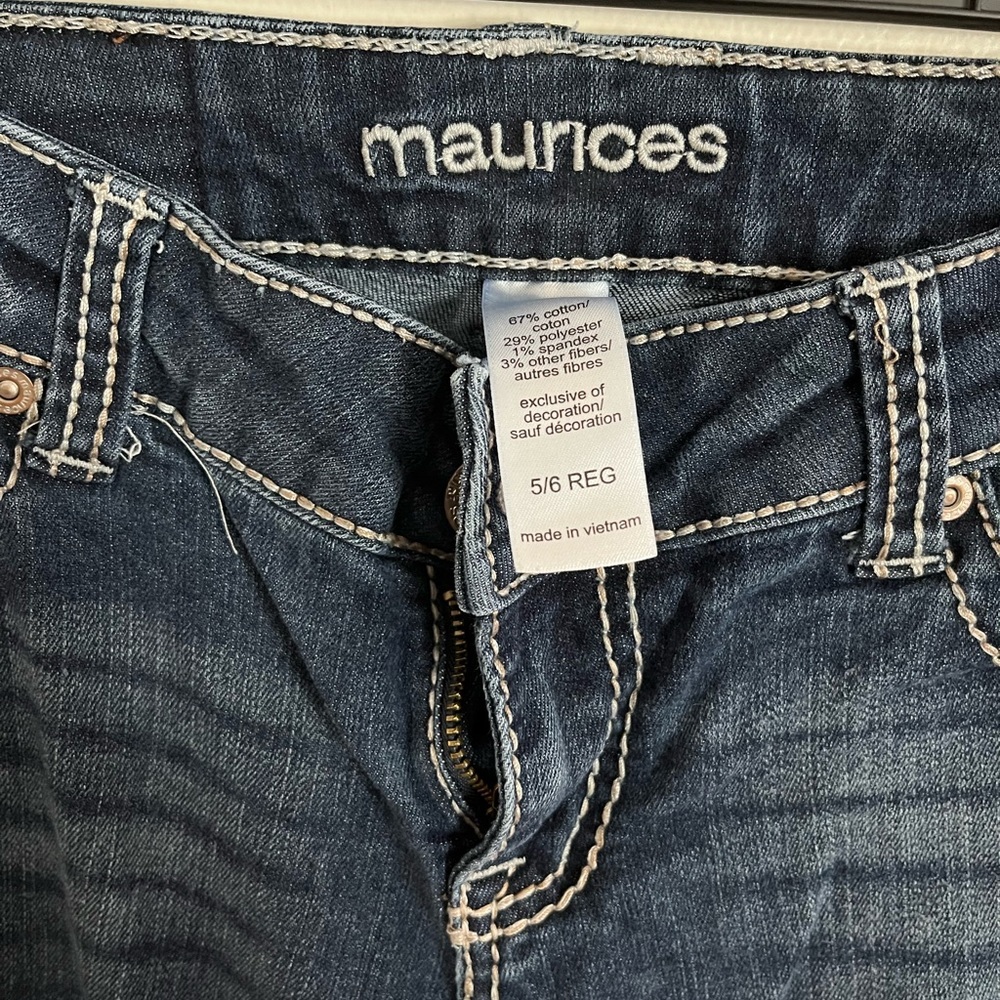 Maurice’s cuffed capris size 5-6 regular - Picture 2 of 3